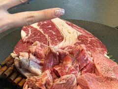 -铭牛烧肉·和牛海鲜自助(高新月牙湖店)