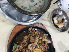 -标记美食新鲜猪杂(兴南大道店)