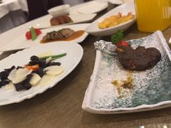 -悦泰环球美食自助(金茂旗舰店)
