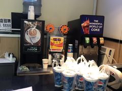 自助取餐区-哆哆客汉堡(康宁街店)