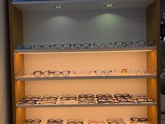 -亿视康青少儿眼镜(五官科店)