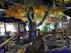 -城墙拐拐火锅(三峡广场黑金冠店)