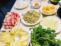 -德林酸菜鱼火锅(南丹店)