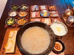 -银米·云南传统过桥米线(双廊黑金冠店)