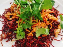 -洪姐川菜东北菜铁锅炖(天生丽街店)