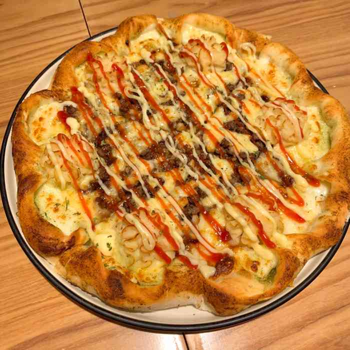 铁酱披萨(天台祥生世纪广场店)-"现烤披萨真的很香,鸡块没有想象中的