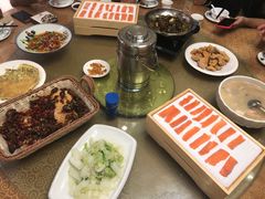 -二厨·吊桥小院·脆皮烧鸡公·本地农家菜(沿江西路店)