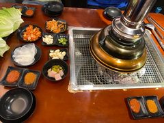 -肉甲韩国木炭烤肉(新壹街1店)