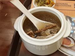 -余百年·现烧烧腊(布吉金利店)