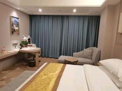 -维也纳国际酒店·西京医院胡家庙地铁站店