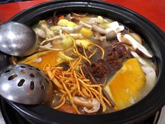 -菌之家·专业纯野生菌火锅·特色炒菌