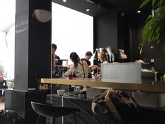 -UNI UNI(环亚凯瑟琳店)