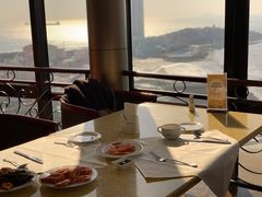 靠窗位-汇泉王朝大饭店-旋转餐厅(南海路店)