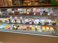 面包甜点陈列柜-BreadTalk面包新语·烘焙蛋糕(高德置地春广场店)