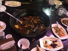 -山妹子铁锅炖