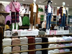 -优衣库(上海虹口龙之梦店)