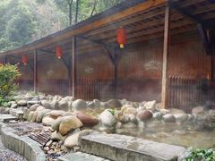 -灵秀温泉