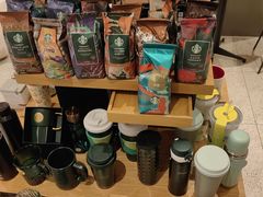 -星巴克(成都市中海右岸环宇坊店)