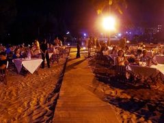 -亚龙湾希尔顿自助餐厅·海鲜·烧烤·沙滩BBQ·现场乐队