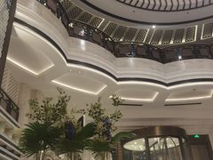 -浅深(世茂滨江精品店)
