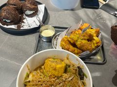 -W COLLECTIVE  DESSERT SHOP