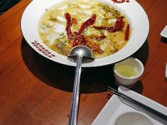 -鱼亨小鲜酸菜鱼(大信店)