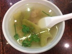 -猪脚洪隆江猪脚饭