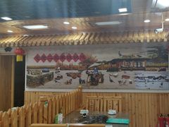 -屯老二农家铁锅炖·行业领军者(梅江店)