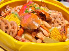 -多嘴肉蟹煲(万达店)