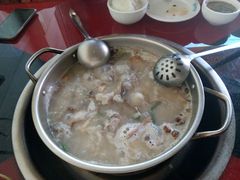 -老石黑山羊毛驴肉火锅(金凯广场店)