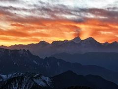-牛背山