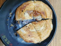 锅盔-青石桥老瓦房肥肠粉总店(青石桥总店)