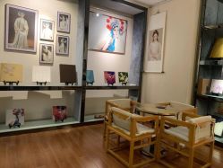 点击看大图 -盘子女人坊古装写真摄影(厦门总店)