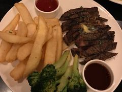 -WOLFGANG PUCK KITCHEN & BAR(迪士尼小镇店)