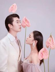 点击看大图 -挪娅婚纱摄影皇家会所