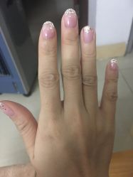 -美斯洛美甲美睫连锁店