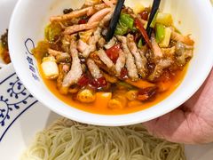 -李与白包子铺(桐梓林店)