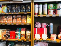 零售区-星巴克臻选(深圳华强北茂业店)