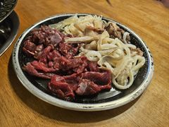 -小志家.野生菌鲜切牦牛肉牛杂火锅