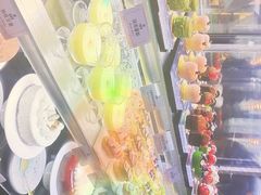 -雍容荟帝王蟹活龙虾展台自助(IFS黑金店)