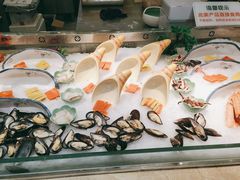 -绿岛港轩海鲜烤肉涮锅自助餐厅