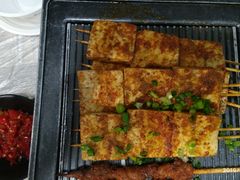 -靓靓蒸虾(恩施新天地店)