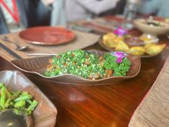 大理风味葱椒鸡-花马天堂云南餐厅 Lost Heaven(外滩店)