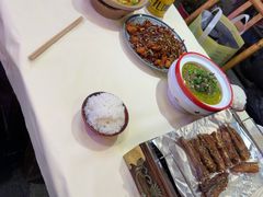 -霄汉牛三鲜湖北砂锅菜(万松园2店)