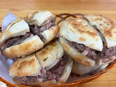 -闫家驴肉火烧(五四店)