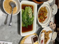 -小菜园新徽菜(宜兴八佰伴店)