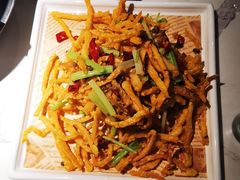 -小凤庭·地道湖北菜武昌鱼·藕汤(38年黄鹤楼店)
