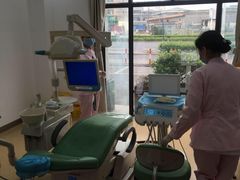 -赫尔森口腔·牙齿种植修复