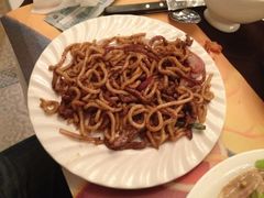 黑椒牛柳炒乌冬-绿茵阁(体育西分店)
