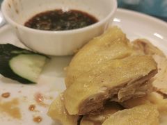 -侬佳蒸菜馆(听潮店)